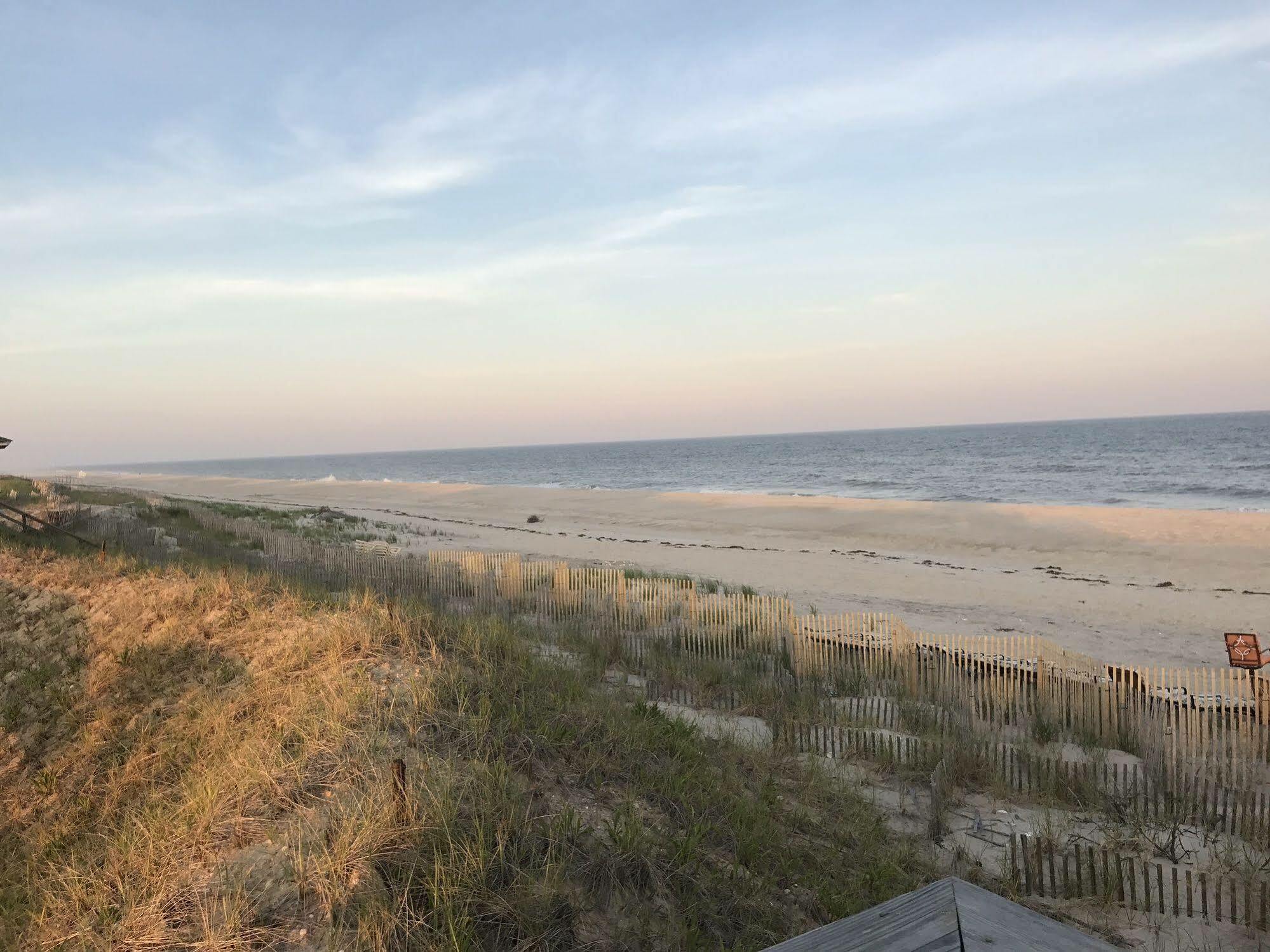 Hampton Ocean Resort East Quogue Exterior photo